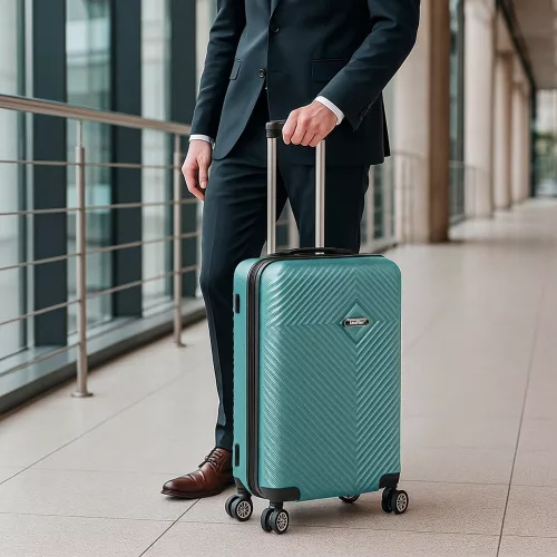 TraveLux Pro XVIII gurulós bőrönd szett