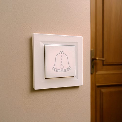 Nova csengő kapcsoló 101N fehér kerettel