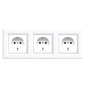 Nova III földelt dugalj  fehér kerettel