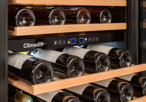 Climadiff Borhűtő CBU50D2B pult alá építhető, 51 palack