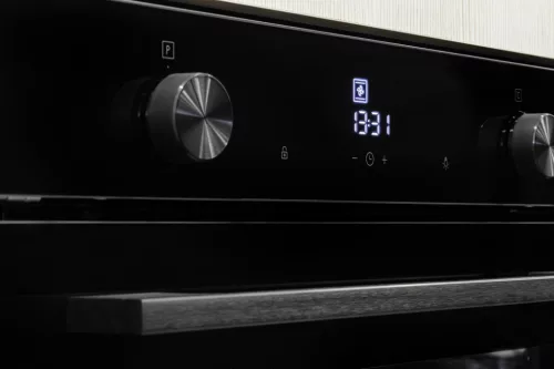 Kluge beépíthető multifonkciós fekete sütő, 75L