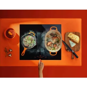   MONNO Wizard Slim 60 indukciós főzőlap beépített páraelszívóval, 60 cm, fekete
