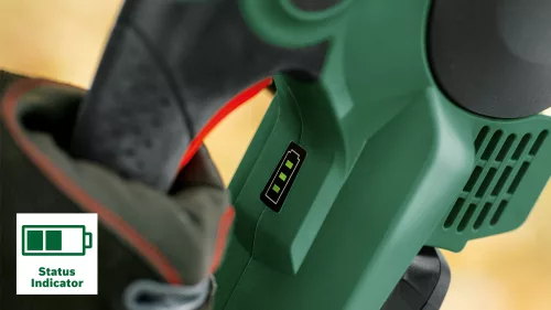 BOSCH 06008B8000 UniversalChain 18 Akkus láncfűrész (1x2,5Ah)