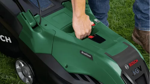 BOSCH 06008B9F02 AdvancedRotak 36V-40-650 Akkus fűnyíró (2x4.0Ah)
