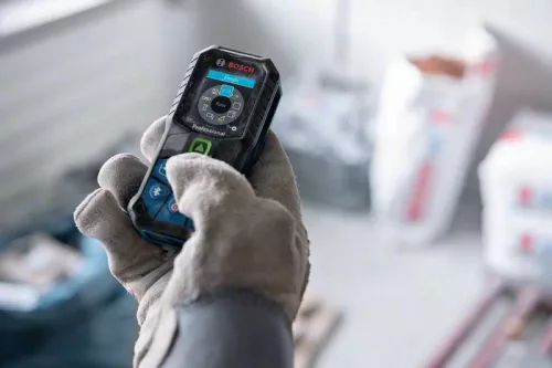 BOSCH 0601072U00 GLM 50-27 CG zöld Lézeres távolságmérő + 2 db 1,5 V-os LR6 (AA)