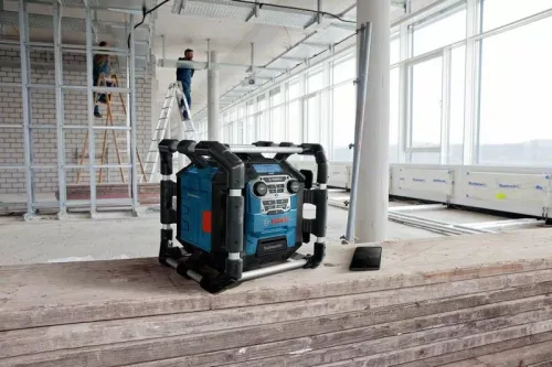 BOSCH 06014A4100 GPB 18V-5 SC Rádió