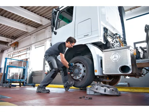 BOSCH BITURBO Akkus ütvecsavarozó 3/4" GDS 18V-1050 HC 1700/1050 Nm (akku és töltő nélkül)