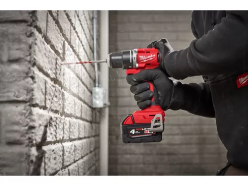 MILWAUKEE Akkus ütvefúró-csavarozó M18 BLPDRC-0 (akku és töltő nélkül)