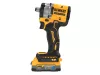 DEWALT Akkus ütvecsavarozó 18 V 1/2" 406 Nm (2 x 1,7 Ah akku + töltő + TSTAK) DCF921E2T