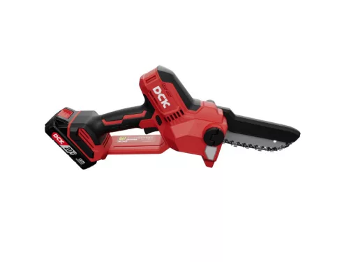 DCK Akkus láncfűrész 150 mm szénkefe nélküli 20 V (1 x 2,0 Ah akku + töltő)