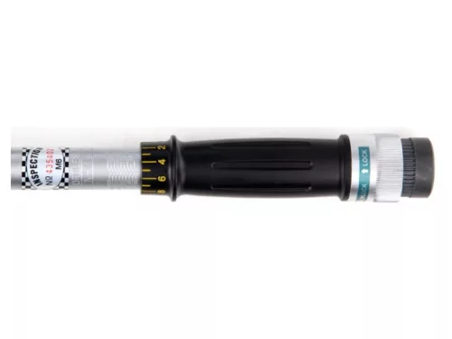 YATO Nyomatékkulcs 1/2" 40-210 Nm / 516-534 mm