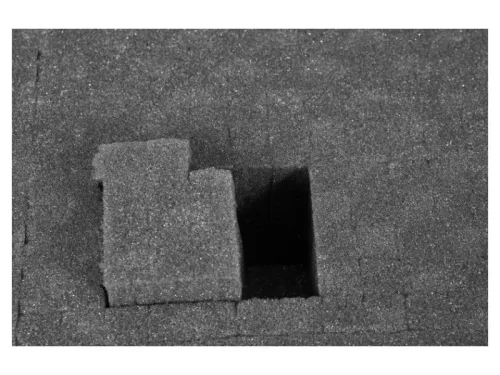 YATO Kerekes szerszámkoffer habszivacs betéttel 569 x 351 x 229 mm