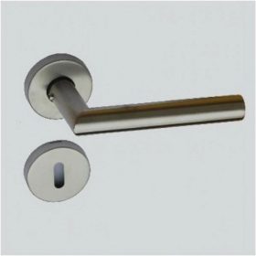 KILINCS GARNITÚRA ROZETTÁS INOX KULCSOS TÍMEA    