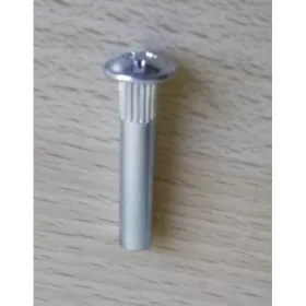 BÚTORÖSSZEHÚZÓ HÜVELY M 4X15/100 DB 