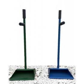 SZEMETESLAPÁT NYÉLLEL ÁLLÓ 