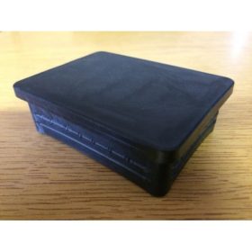 ZÁRÓDUGÓ MŰA.ZÁRTSZ.60X80 FEKETE /50db